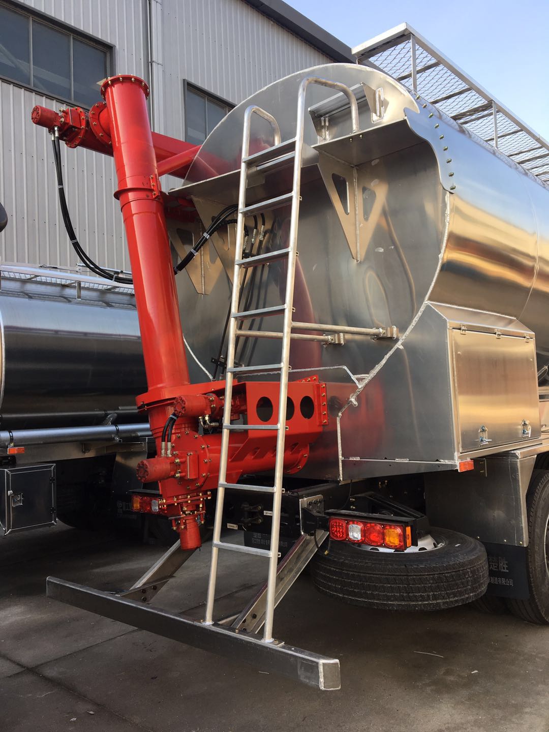 �X�Ͻ�ɢ�b���܇�DƬ