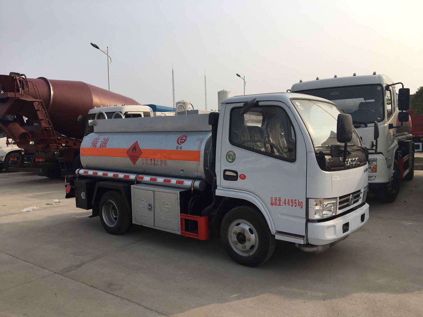 2.3���{(l��n)�Ƽ���܇(ch��)�DƬ