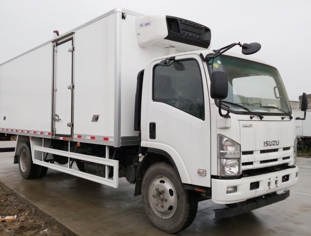 �c���ʮ�700P����6.8�����܇