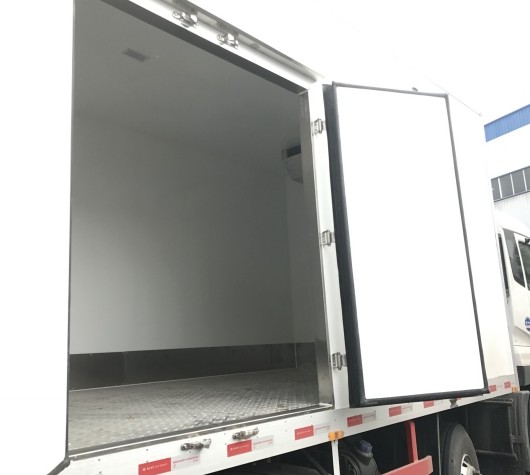 �|�L���\С���Sǰ�ĺ���9.6�����܇