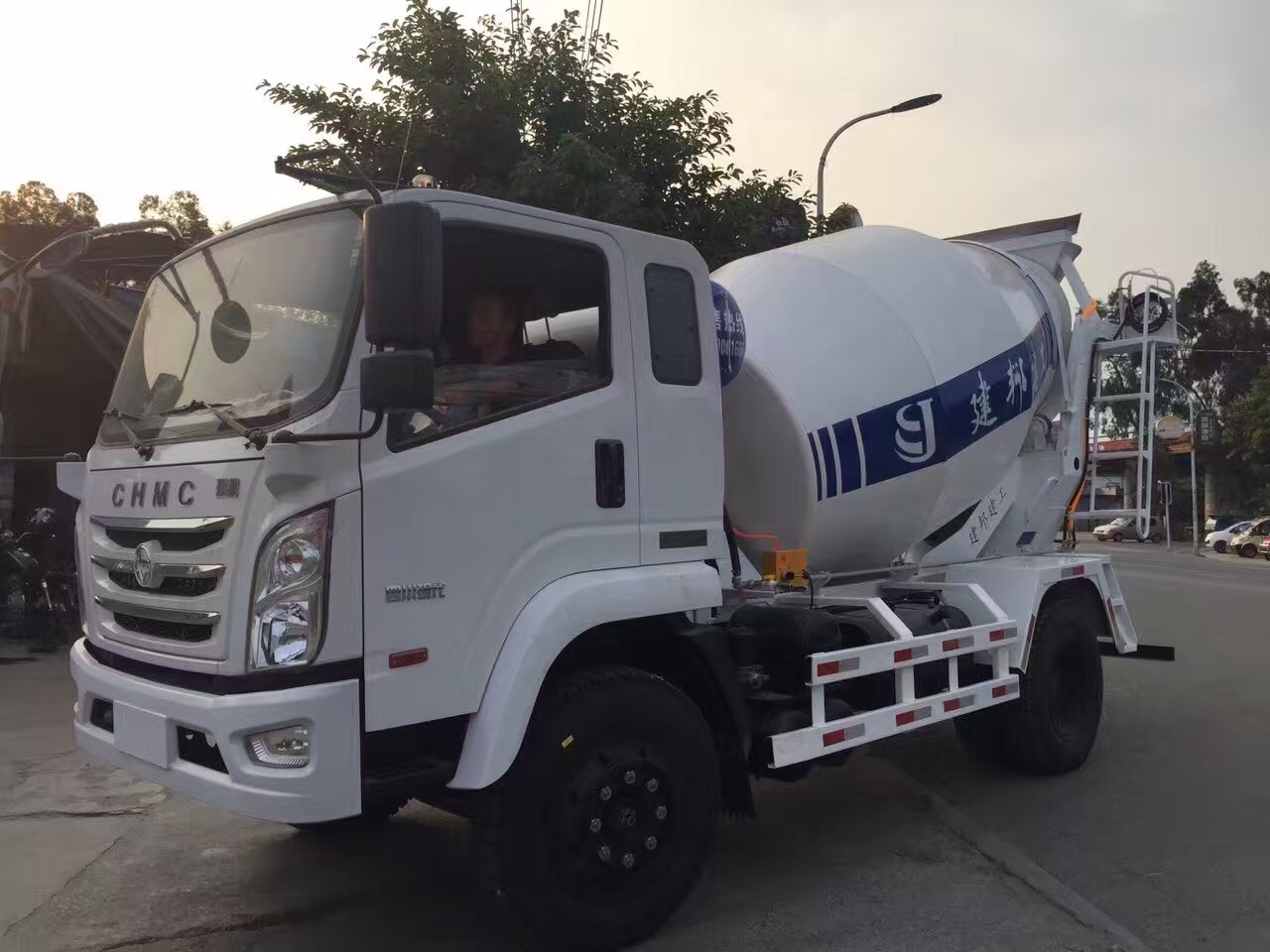 �F�����E4-7�������������\ݔ܇�DƬ