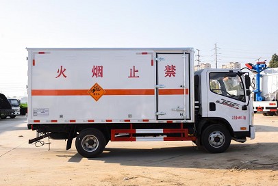 �������J6Σ�U(xi��n)Ʒ��ʽ܇