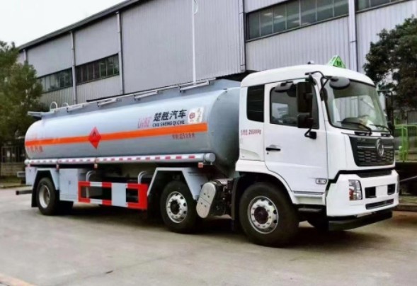 �����|�L���\С���S�͹�܇_�����|�L���\ǰ�ĺ����͹�܇