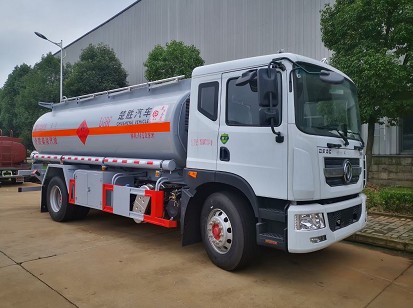 ����12���|�L(f��ng)������D9�͹�܇�෽λ�DƬ