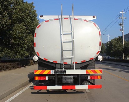 �����|�L����ǰ�ĺ�˹�Һ܇�DƬ