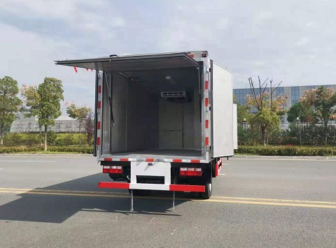 �����|�L�{���t���U���D�\܇�DƬ