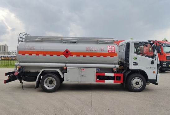 ��(gu��)���|�L(f��ng)������8������܇/�\(y��n)��܇�DƬ