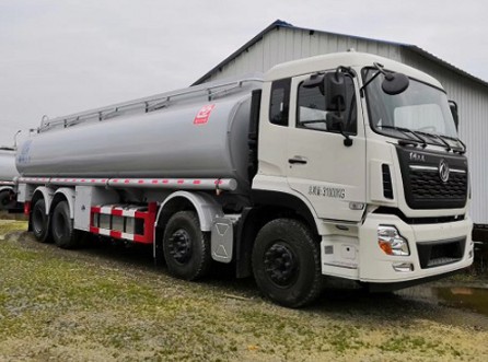 ����|�L����ǰ�ĺ�˹�Һ܇