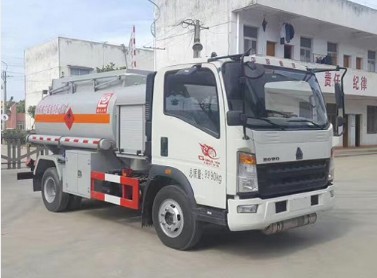 ����С�����w�C����܇�S�҃r��