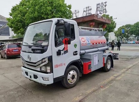 �����{�Ƽ���܇�DƬ