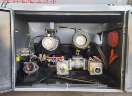 �����{�Ƽ���܇�෽λ�DƬ