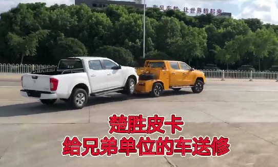 �L(zh��ng)���P��F70Ƥ������܇