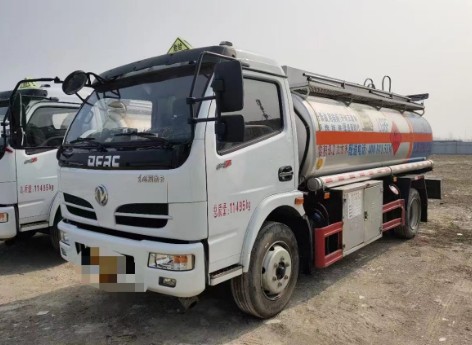 ����8������܇�������S������