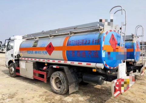 ����8������܇�������S������