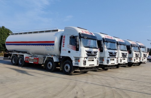 40���t�r�ܪ{ɢ�bˮ��܇