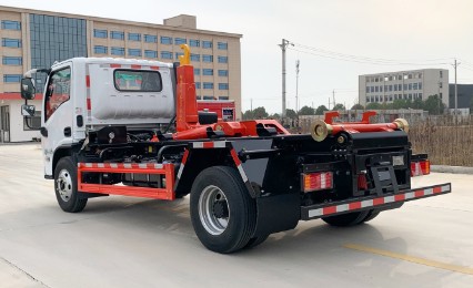 ���h�����{�ƹ�������܇