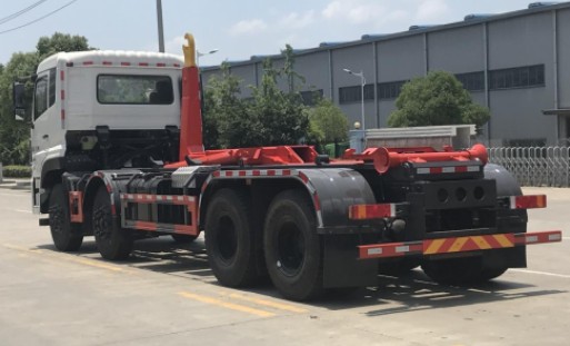 26���|�L����ǰ�ĺ����s�۹�������܇_HDW5311ZXXD6��܇����жʽ����܇