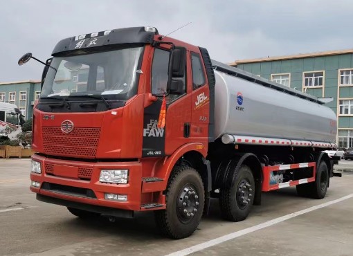 解放J6小三軸普通液體運輸車_潤知星牌SCS5255GPGCA6型普通液體運輸車 解放J6小三軸普通液體運輸車_潤知星牌SCS5255GPGCA6型普通液體運輸車