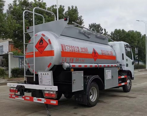 �|�LС������4.6����ȼҺ�w��ʽ�\ݔ܇