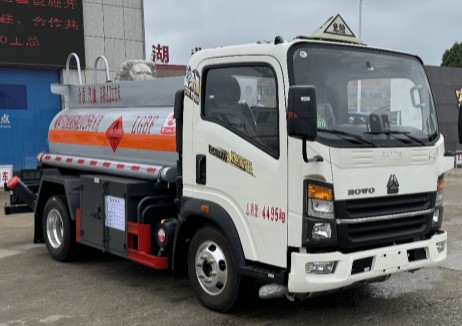 ���������{��2.3��-2.7������܇_������ZLC5047GJYZQ6�ͼ���܇