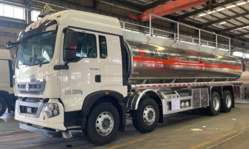 ��������ǰ�ĺ��29.3���X�Ͻ��\��܇_������CSC5329GYYLZ6���X�Ͻ��\��܇