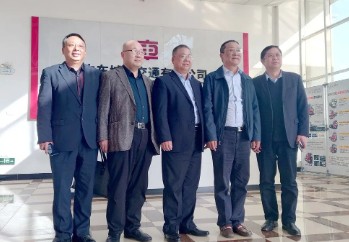 �Ї��������F���������hί����ӛ�̖|һ���W�R������܇���F���^����