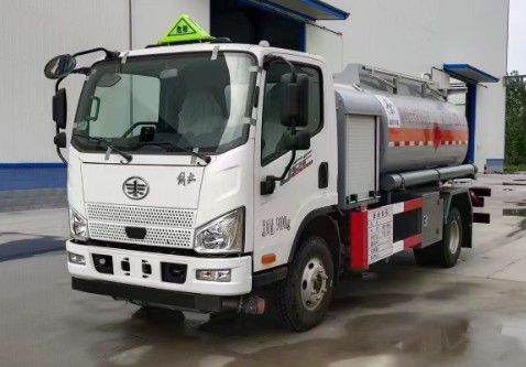 8.5�����J6F�w�C����܇_�R����QXC5120GJYC6A���w�C����܇