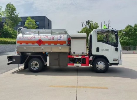 �c���ʮ�4.3���w�C����܇_�R����QXC5072GJYJX�ͼ���܇