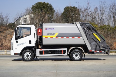 �����I��M5�{�Ɖ��s����܇_�{�Ɖ��s����܇�S��