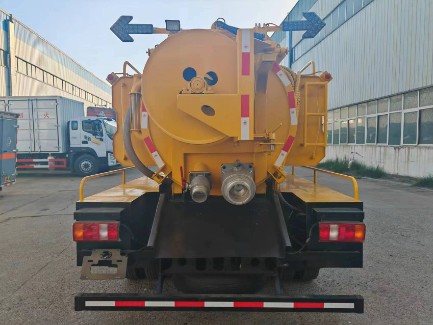 ���������{����ϴ����܇_4+2�{����ϴ����܇